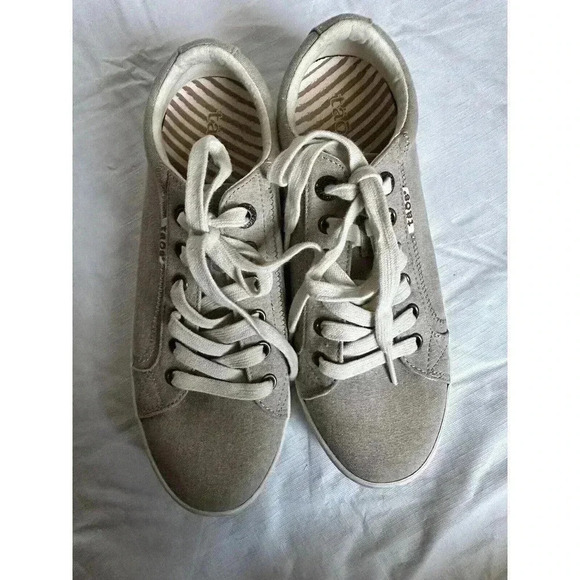 Taos Shoes Women’s Size 8 Star Casual Low Top Lace Up Sneakers STA-12844 Tan - Picture 5 of 8